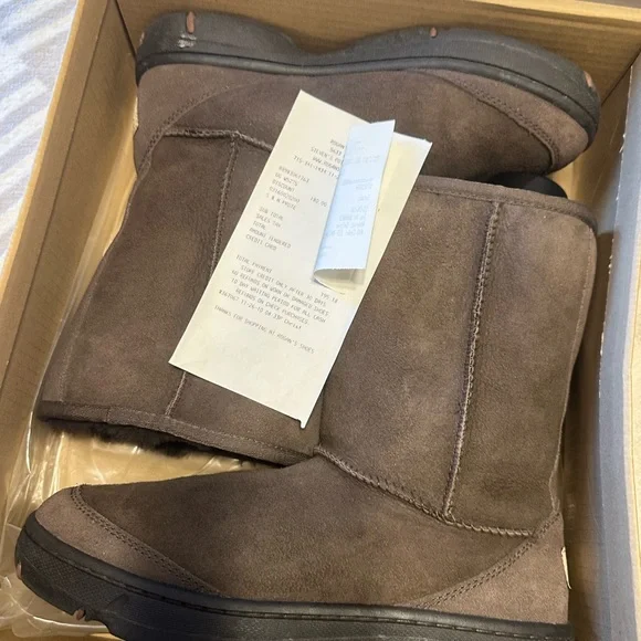 Ugg chocolate brown boots. Like new. - Picture 6 of 6